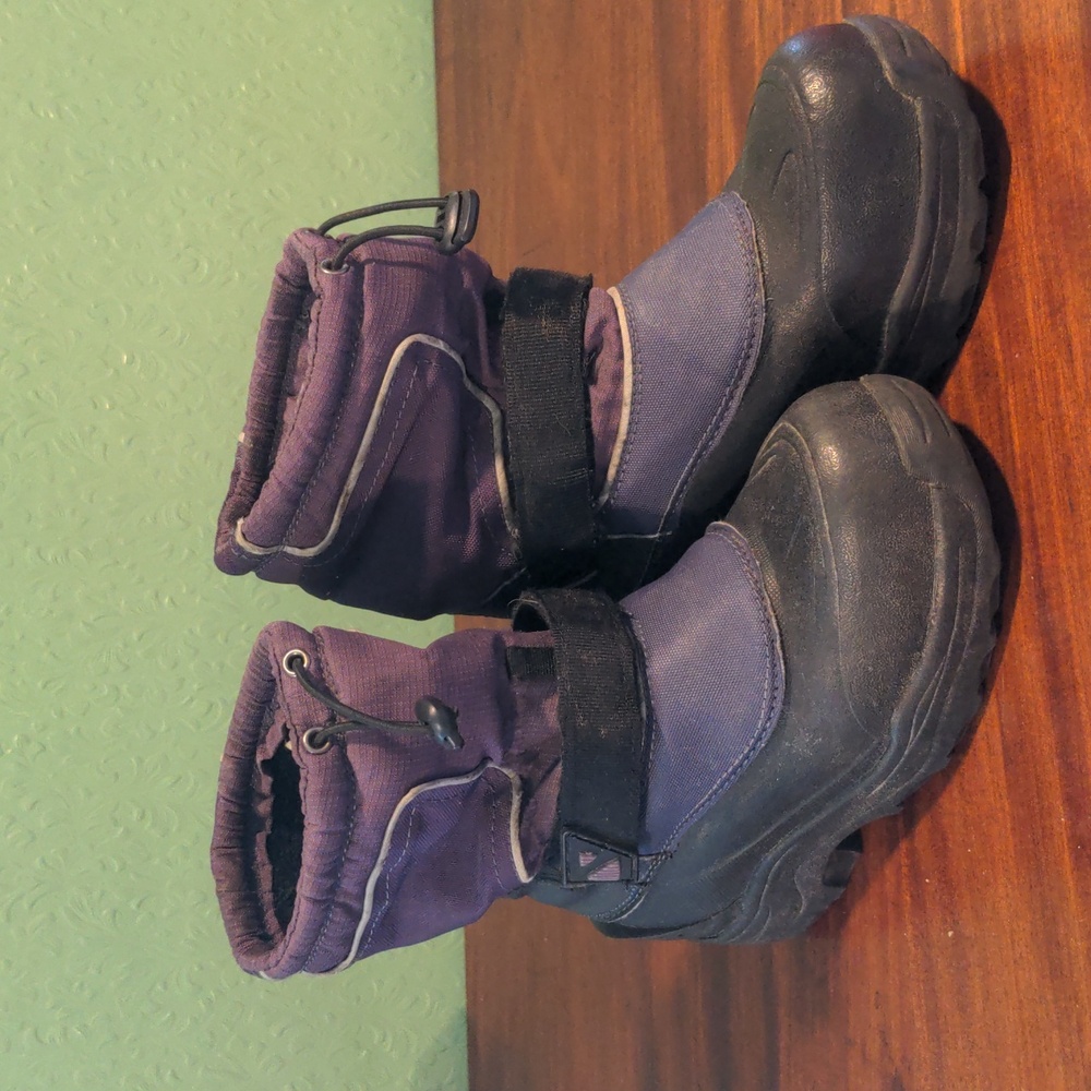 Lands End girls purple winter boots size 1